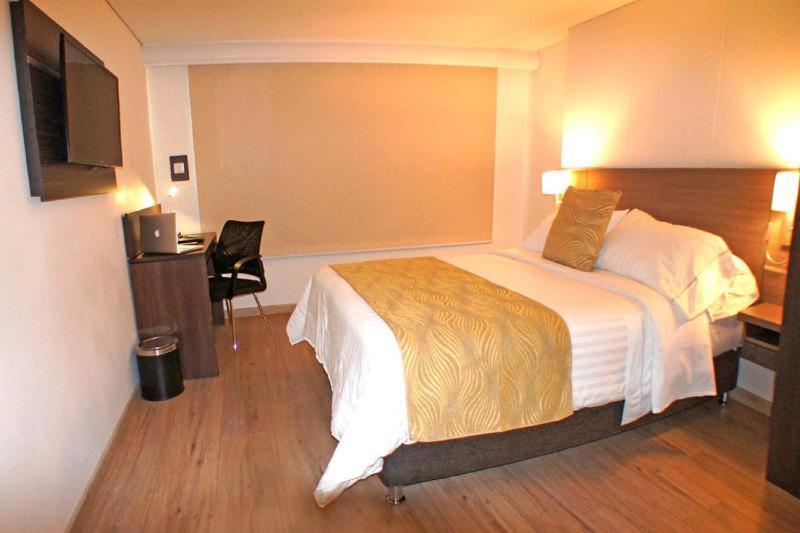 Sm Grand Hotel Bogotá Chambre photo