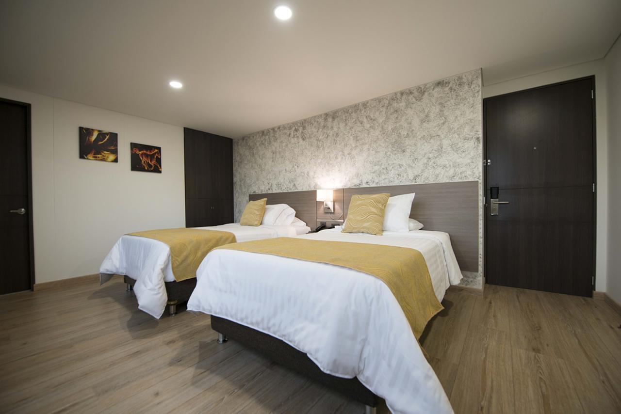 Sm Grand Hotel Bogotá Extérieur photo