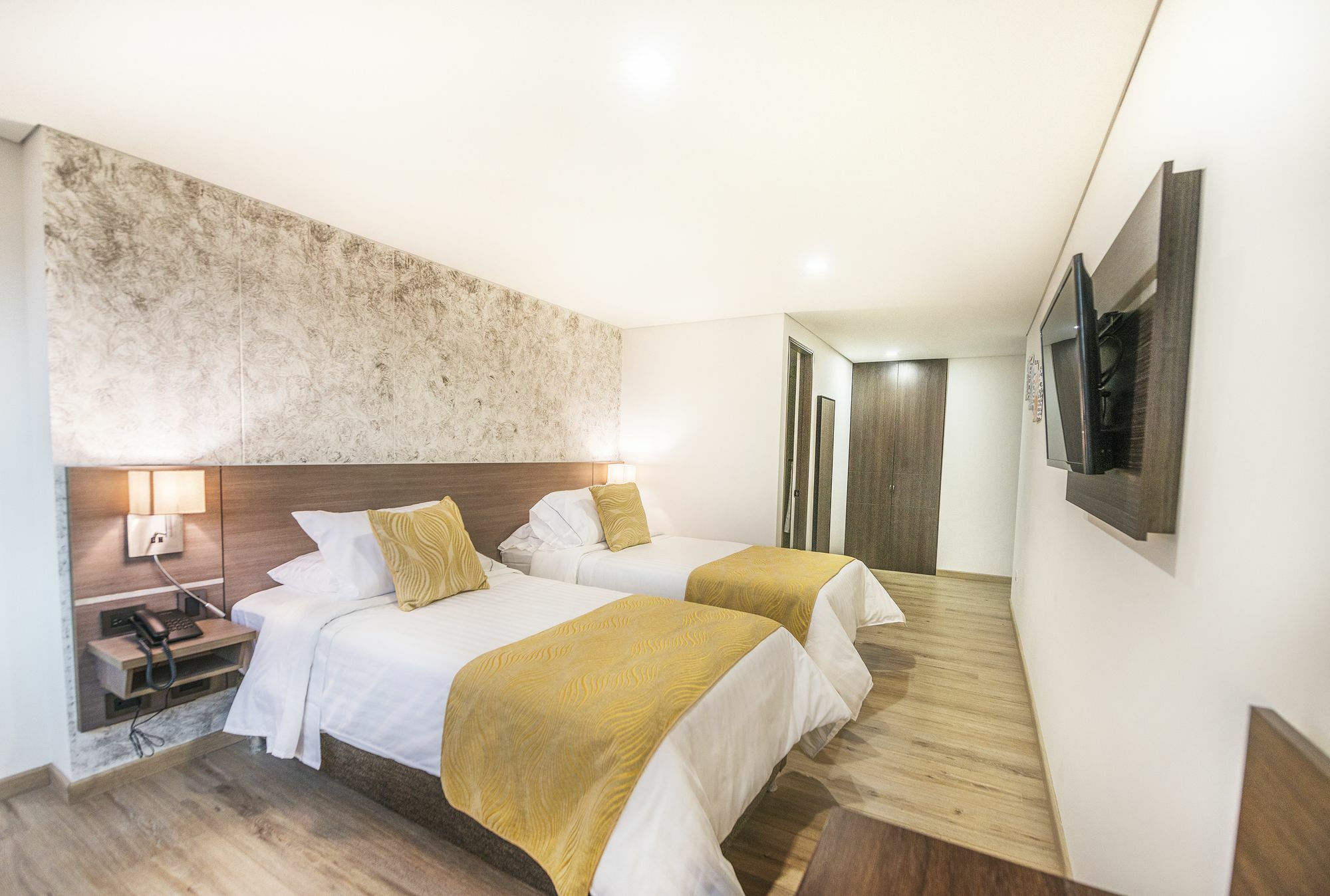 Sm Grand Hotel Bogotá Extérieur photo